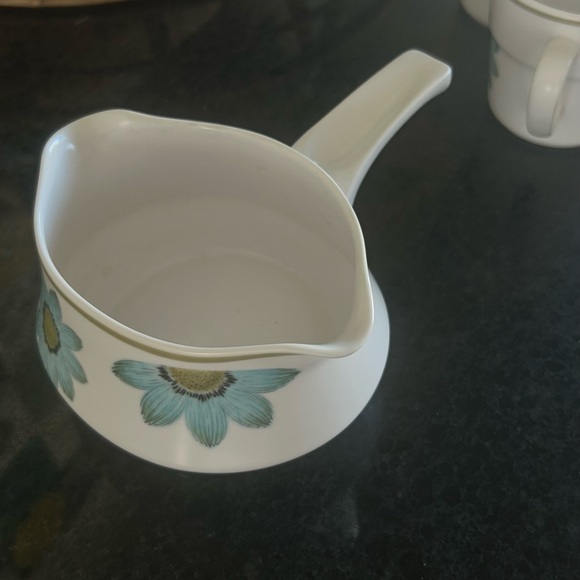 Vintage NORITAKE UP-SA Daisy gravy boat with handle Progression pattern - Picture 2 of 8